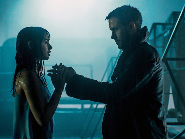 Joi loving Joe in Bladerunner 2049