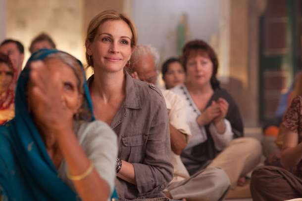 Julia Roberts looking womanly and vapid